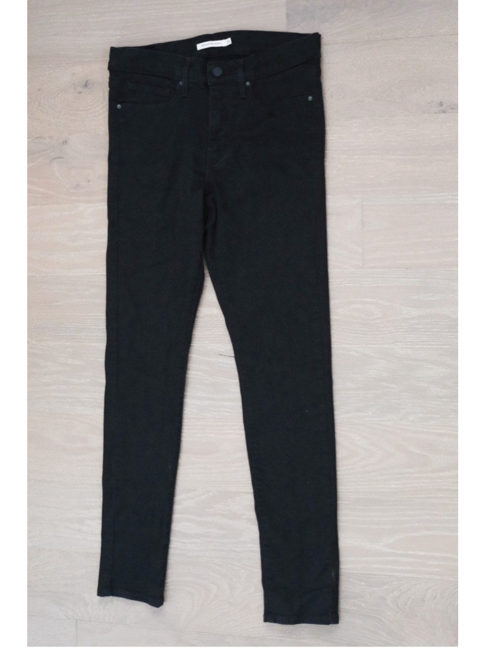 Levi’s 311 Shaping Skinny Jeans Black Size 30 Women’s Stretch Denim